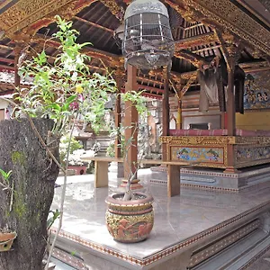  Habitación en casa particular Angga